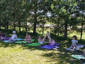 Read more about the article Kviečiame registruotis į 2026 m. vasaros stovyklas vaikams ir paaugliams!